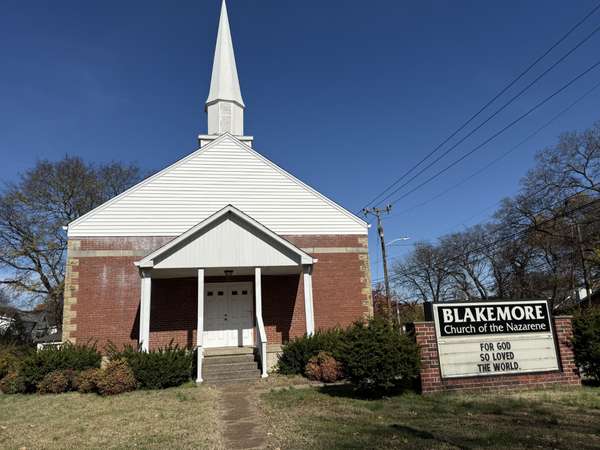 2800 Belcourt Ave, Nashville, TN 37212