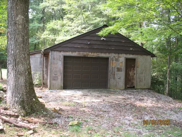 Crossville, TN 38571,1555 Brown Creek Dr