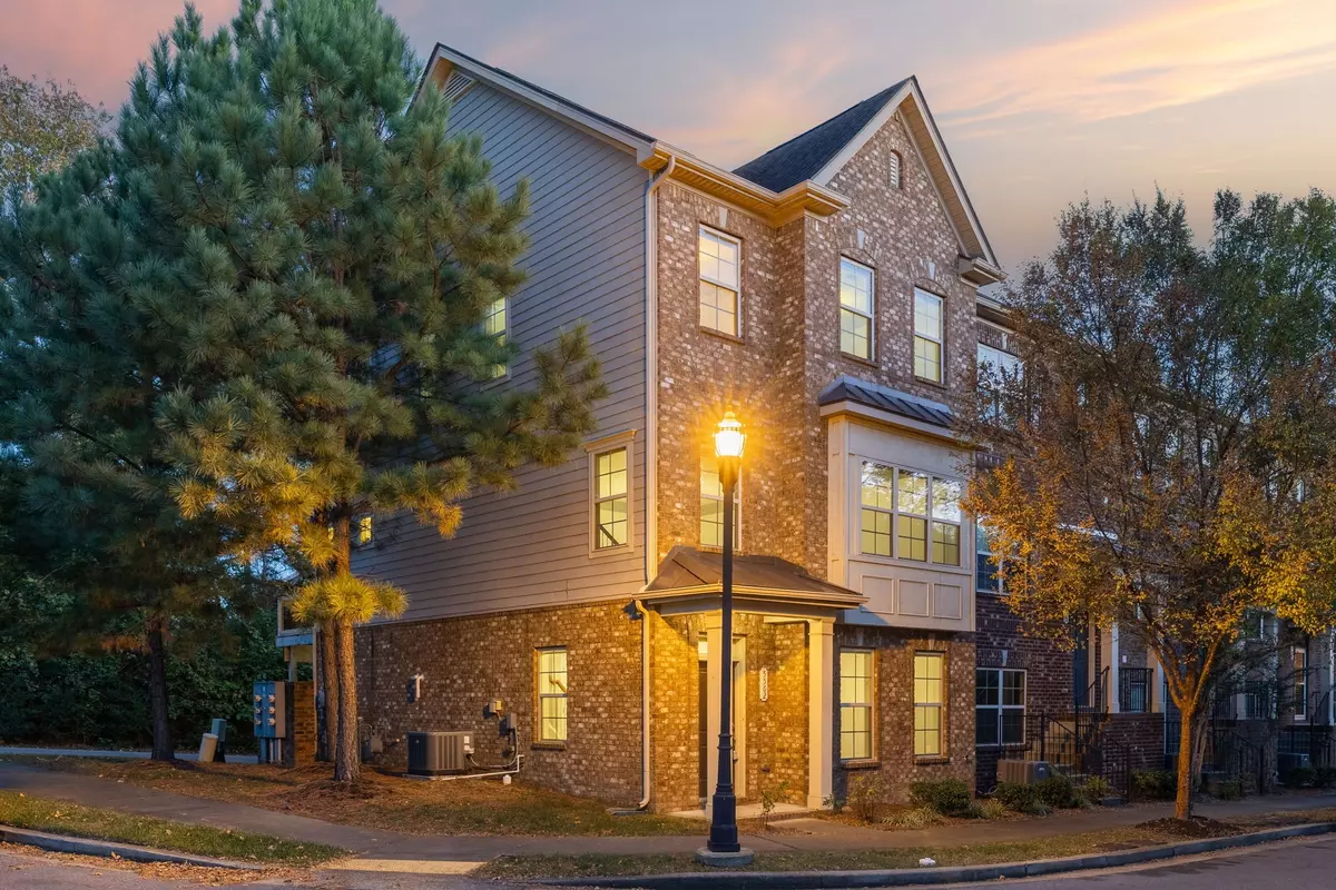 Brentwood, TN 37027,5562 Prada Dr