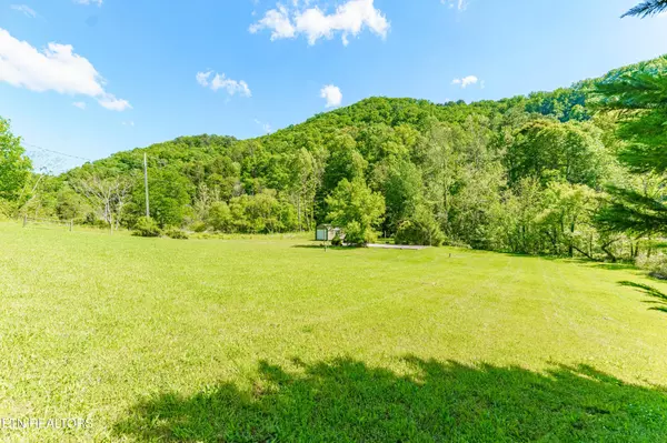 Sevierville, TN 37862,3266 Lost Branch Rd