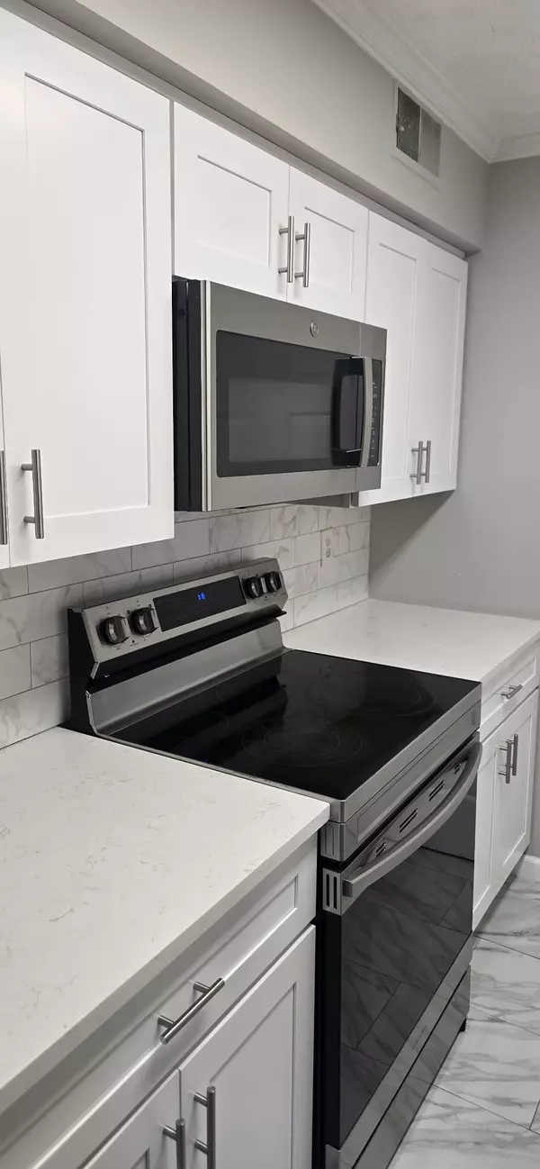 Nashville, TN 37214,2258 Lebanon Pike #70