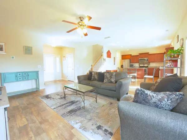 Hermitage, TN 37076,152 Dueler Dr