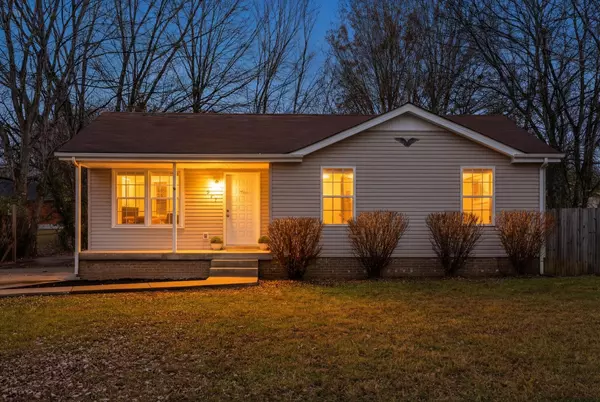 537 Appleton Dr, Clarksville, TN 37042