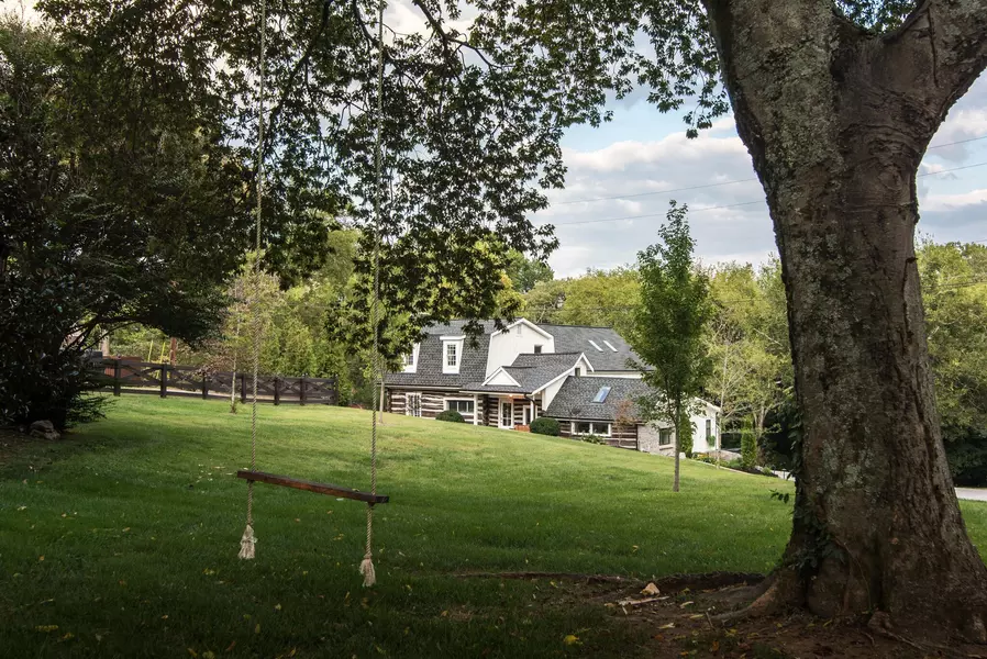 3622 Brush Hill Rd, Nashville, TN 37216