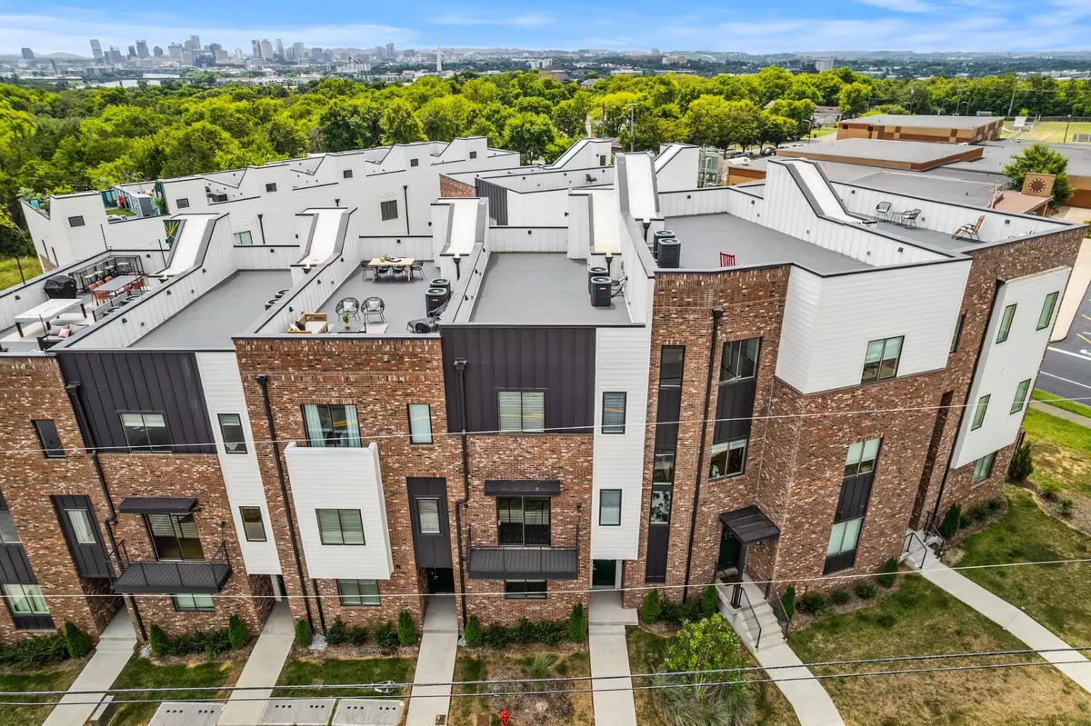 Nashville, TN 37207,496 W Trinity Ln #3