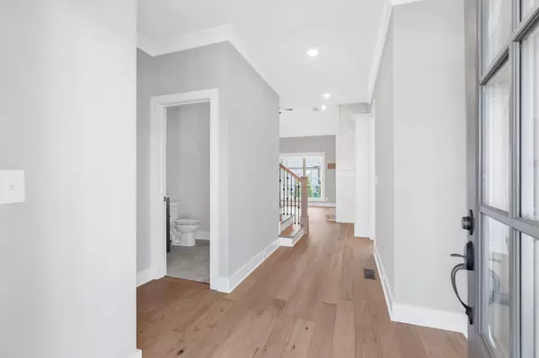 Gallatin, TN 37066,2036 WT Chandler Blvd #79