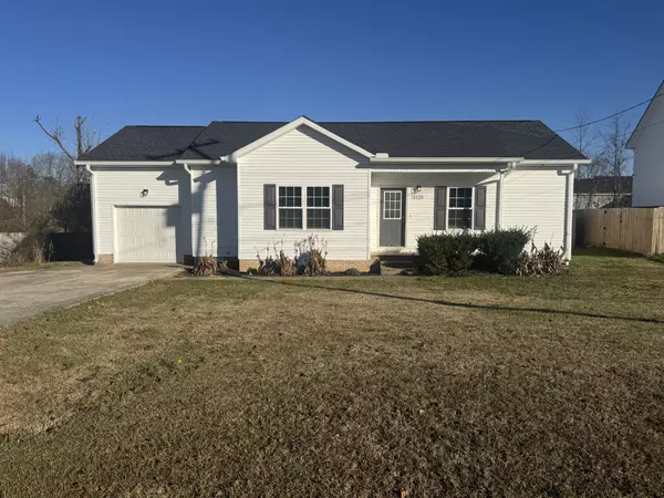 1225 Kendall Dr, Clarksville, TN 37042