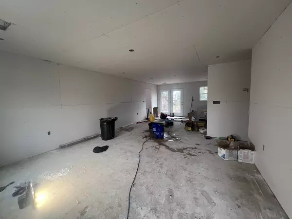 Hopkinsville, KY 42240,203 Hilltop Dr