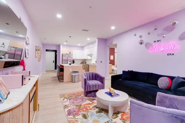 Nashville, TN 37203,635 7th Avenue #S #406