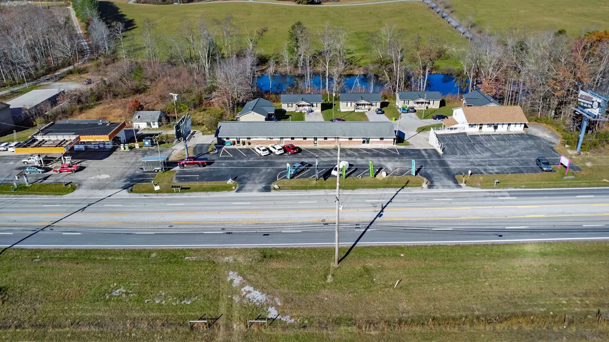 Crossville, TN 38571,801 Peavine Rd