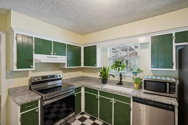 465 Rockwood Dr, Hermitage, TN 37076