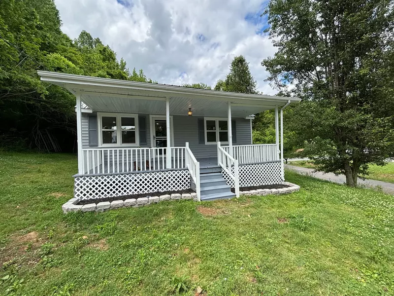 2692 Marble Hill Rd, Belvidere, TN 37306