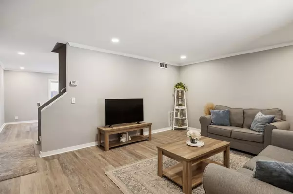 Nashville, TN 37221,210 Old Hickory Blvd #67