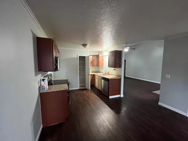 Paris, TN 38242,2305 Lone Oak Rd