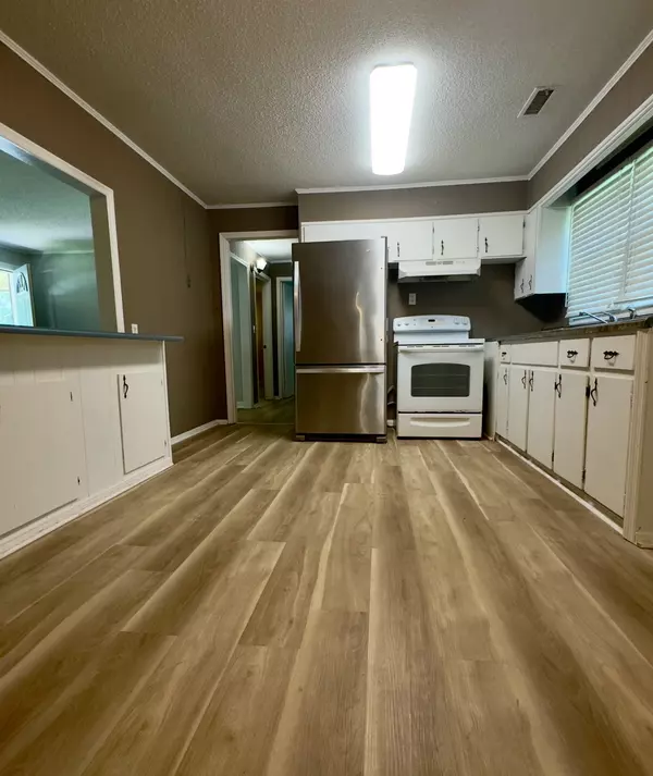 Decherd, TN 37324,408 Horton St