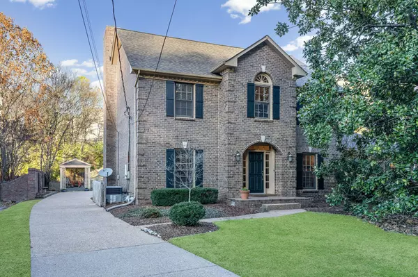 Nashville, TN 37215,1464 Tyne Blvd