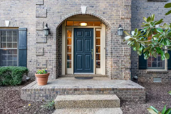 Nashville, TN 37215,1464 Tyne Blvd