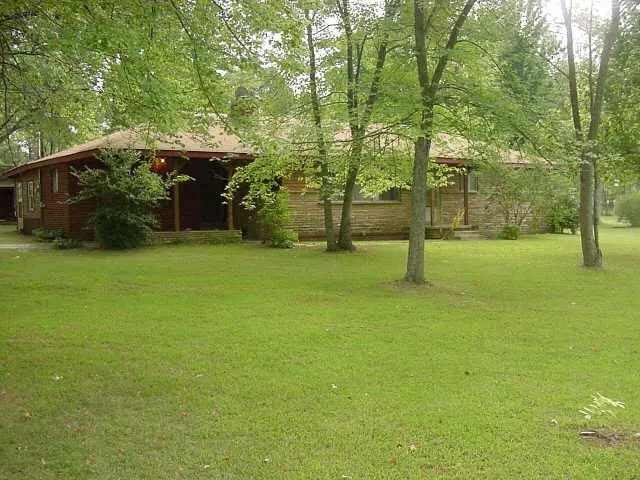 8871 Hwy 70 #E, Mc Ewen, TN 37101