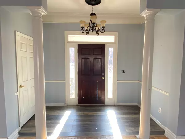 Kingston Springs, TN 37082,1029 Cross Country Dr