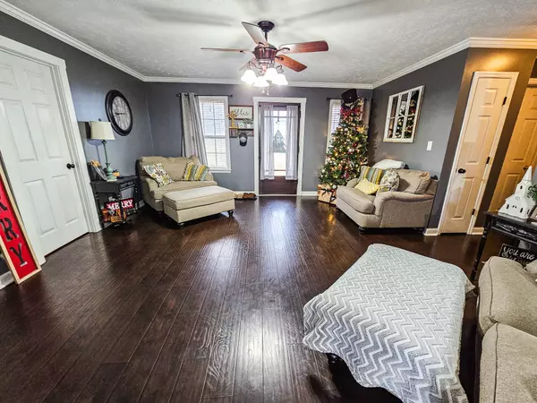 Petersburg, TN 37144,16 Volunteer Rd