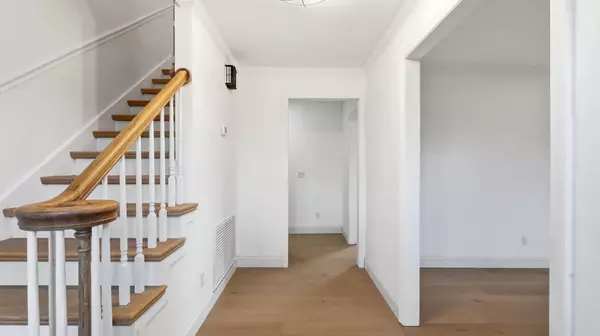 Chattanooga, TN 37421,206 Shadow Parkway