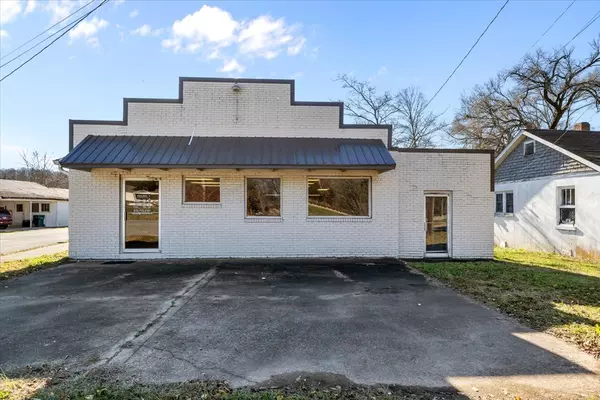 Waverly, TN 37185,1308 E Main St