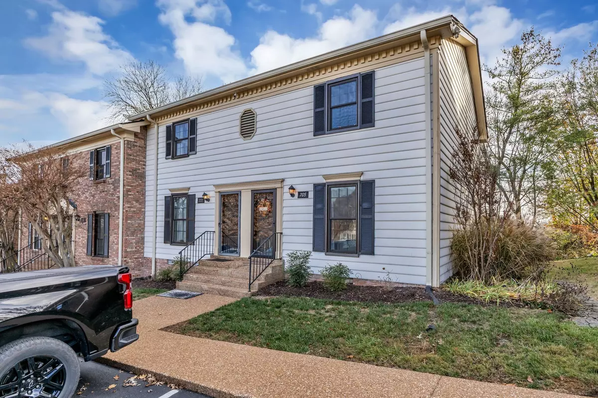 Brentwood, TN 37027,705 Fox Ridge Dr