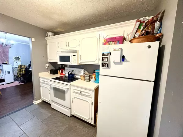 Oak Grove, KY 42262,216 New Gritton Ave