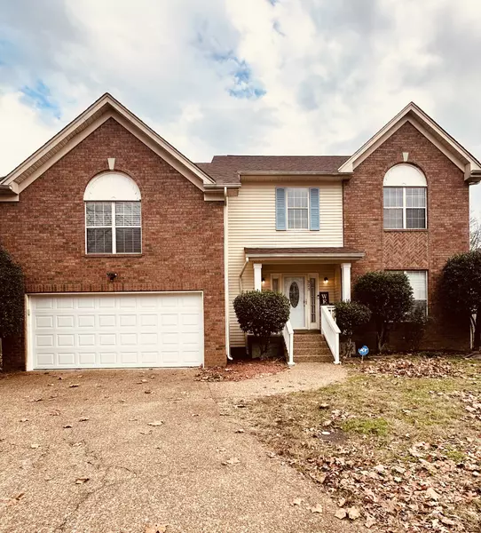 323 Witham Ct, Goodlettsville, TN 37072