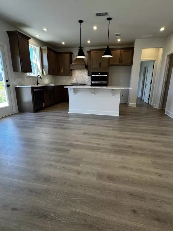 Mount Juliet, TN 37122,952 Pleasant Ridge Run