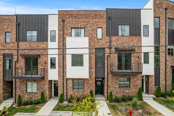 500 W Trinity Ln, Nashville, TN 37207