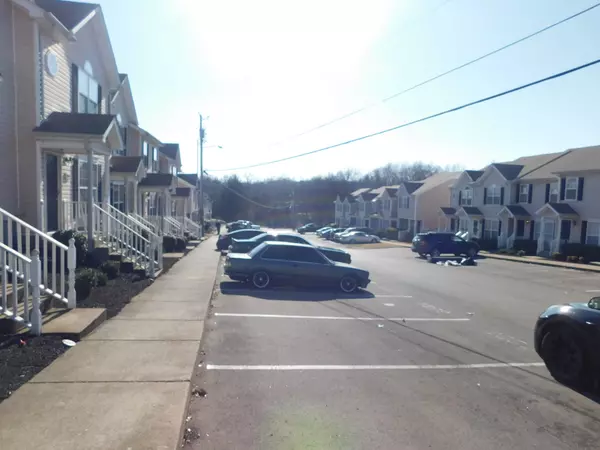 La Vergne, TN 37086,6040 Cullen Dr