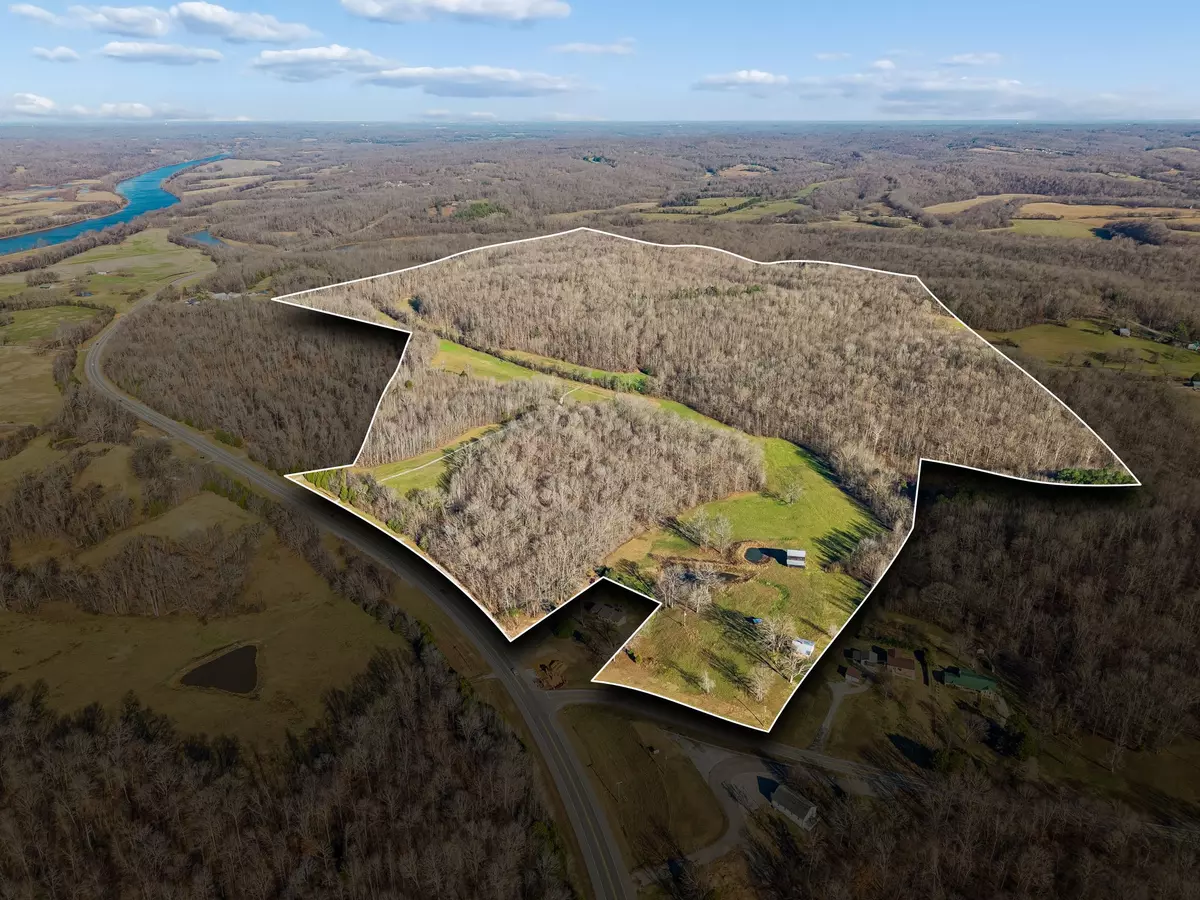 Cumberland City, TN 37050,3819 Old Highway 13