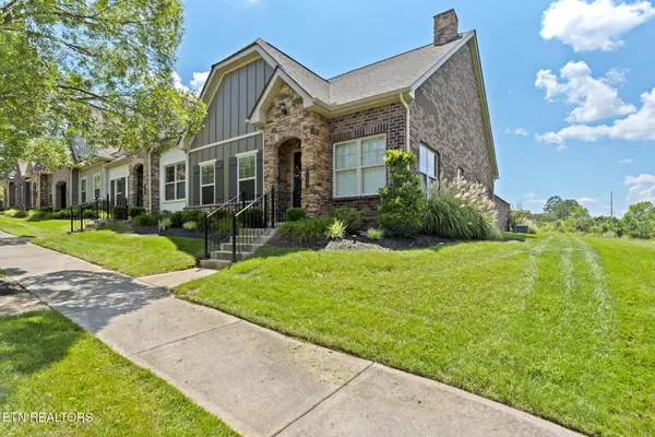 Oak Ridge, TN 37830,106 Groves Park Blvd