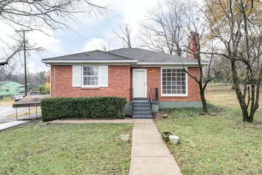 2212 Riverside Dr, Nashville, TN 37216