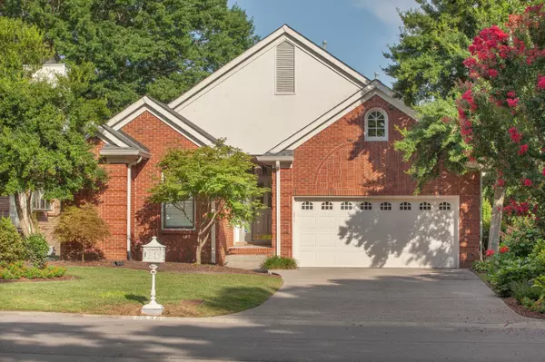 Brentwood, TN 37027,5530 Hearthstone Ln