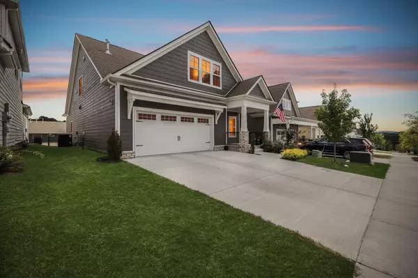 Brentwood, TN 37027,8148 Warbler Way