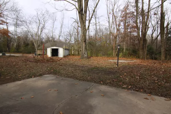 Clarksville, TN 37043,337 Rossview Rd