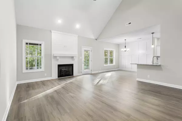 Clarksville, TN 37043,994 Alton Dr