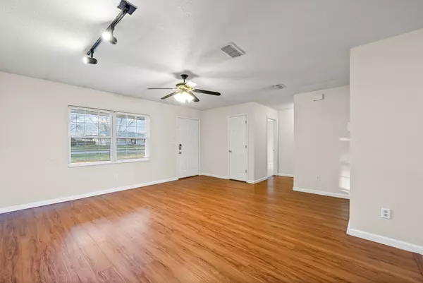 Oak Grove, KY 42262,1174 Schatten Street