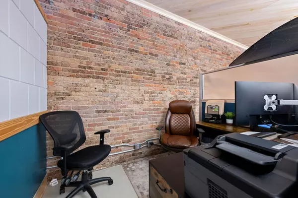 Tullahoma, TN 37388,109 W Lincoln St