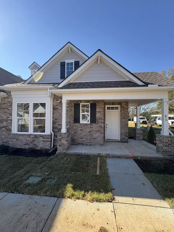 Murfreesboro, TN 37130,2900 Suzanne Landon Dr #F6