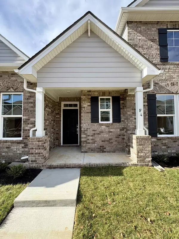 Murfreesboro, TN 37130,2900 Suzanne Landon Dr #F4