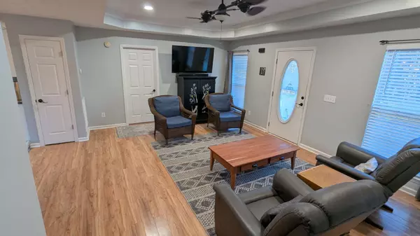 1509 Bruce Dr, Bon Aqua, TN 37025