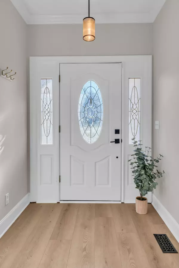 Greenbrier, TN 37073,1094 Paradise Dr