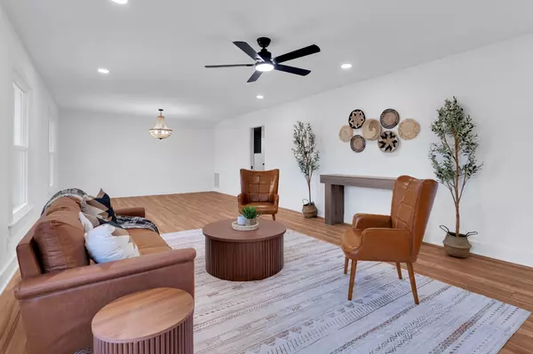 Tullahoma, TN 37388,518 Sharondale Dr