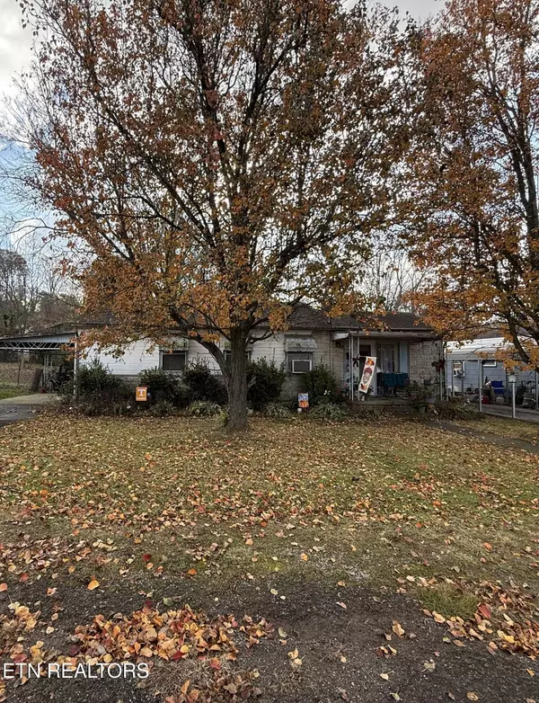 415 Loudon Ave, Maryville, TN 37804