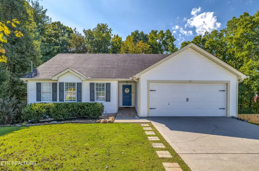 5360 Amherst Woods Lane, Knoxville, TN 37921
