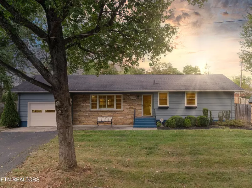 3809 Essary Drive, Knoxville, TN 37918