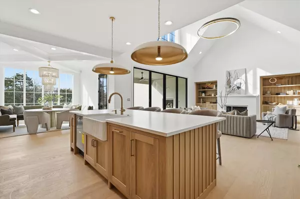 Nashville, TN 37205,735 Richfield Dr